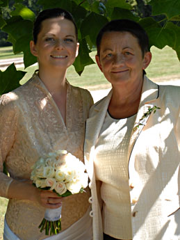 Bride with mom